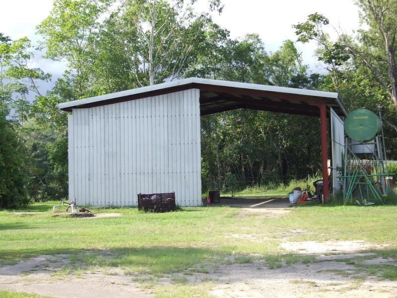 305 Curtis Road, Kennedy QLD 4816