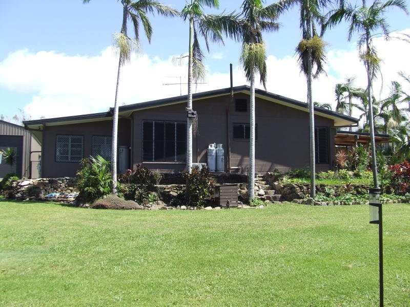 14 Roma Street, Cardwell QLD 4849