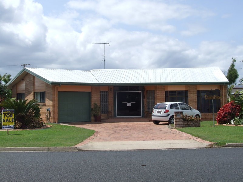 12 White Street, Cardwell QLD 4849