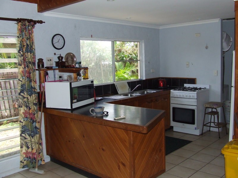 42 Gregory Street, Cardwell QLD 4849