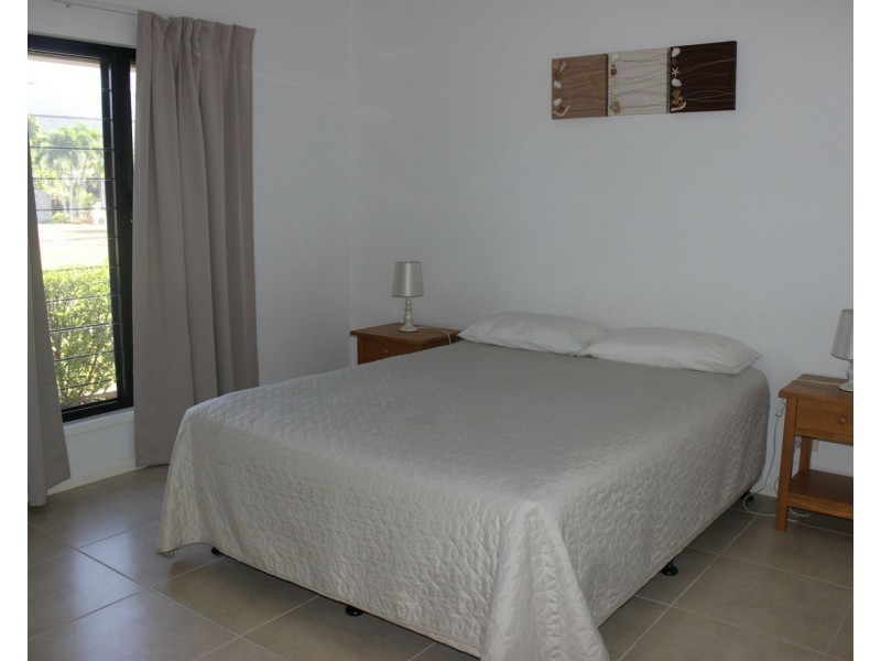 1/28 Royal Palm Avenue, Cardwell QLD 4849