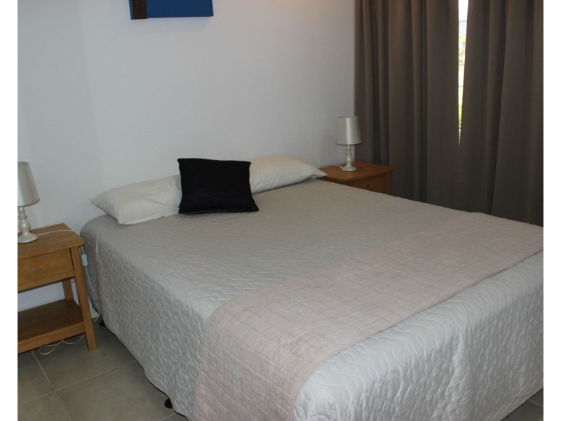1/28 Royal Palm Avenue, Cardwell QLD 4849