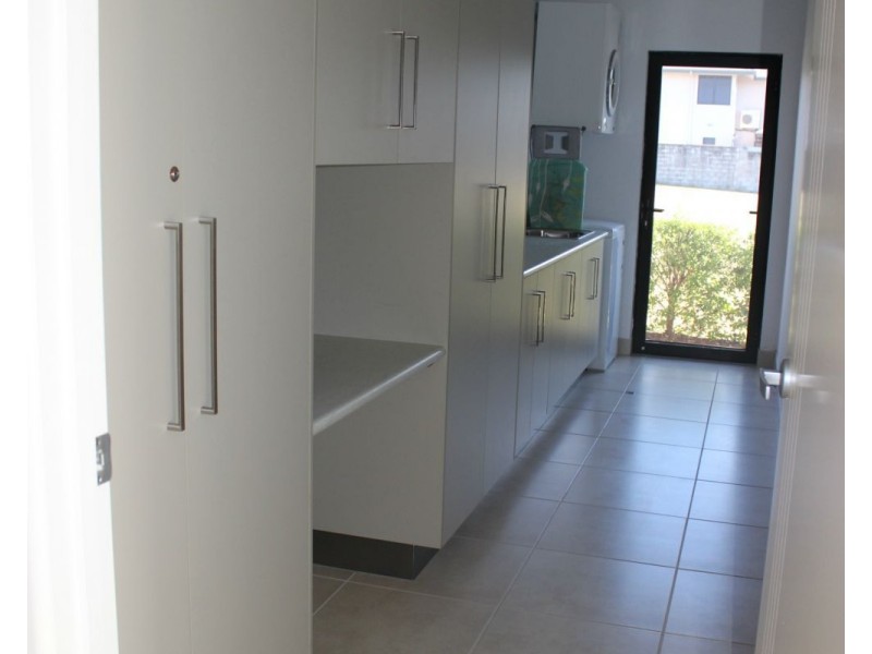 1/28 Royal Palm Avenue, Cardwell QLD 4849