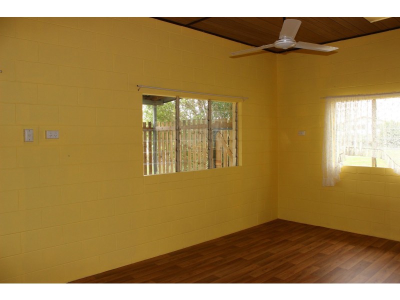 3 Teitzel Close, Cardwell QLD 4849