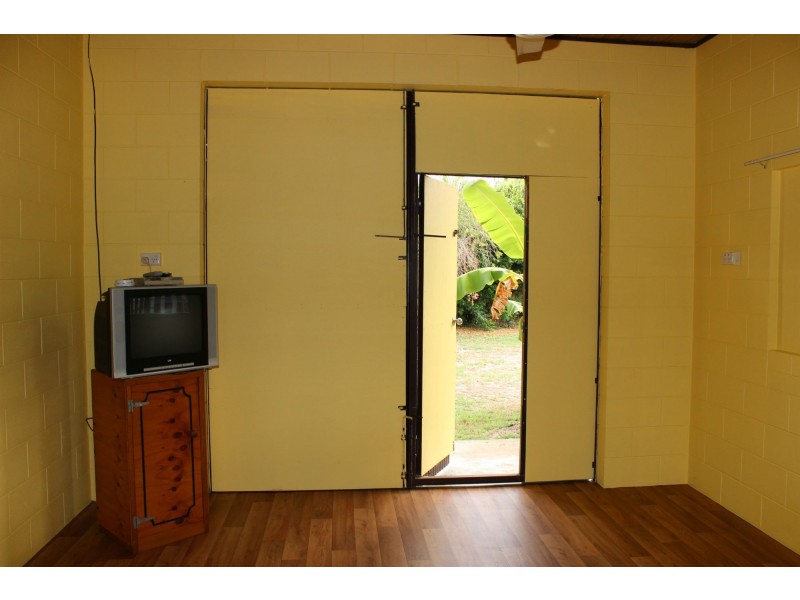 3 Teitzel Close, Cardwell QLD 4849