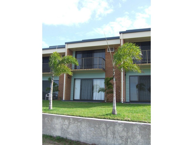 2/160 Victoria Street, Cardwell QLD 4849