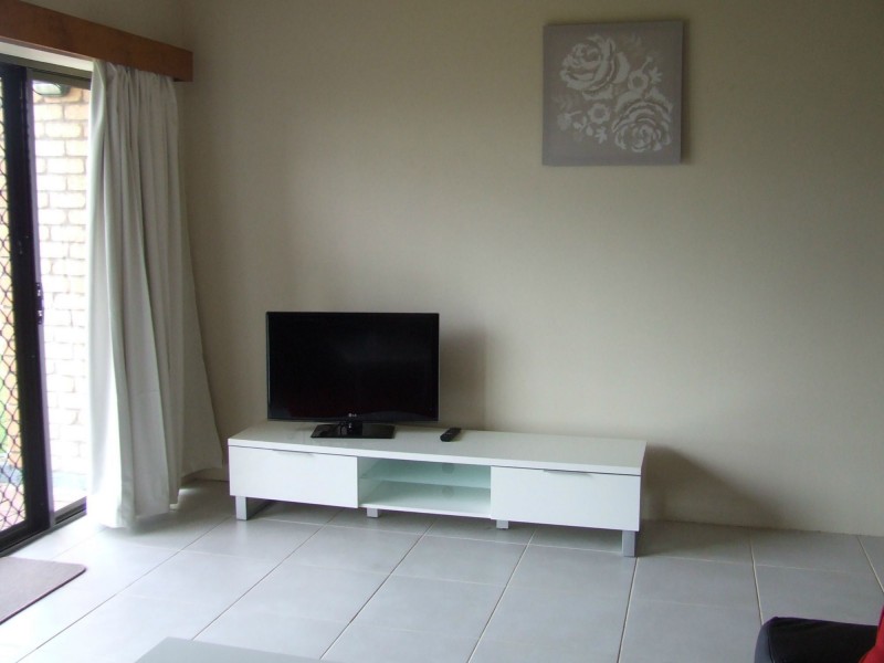 2/160 Victoria Street, Cardwell QLD 4849