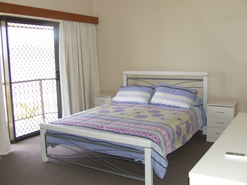 2/160 Victoria Street, Cardwell QLD 4849