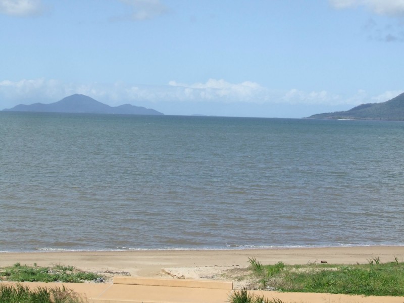 2/160 Victoria Street, Cardwell QLD 4849