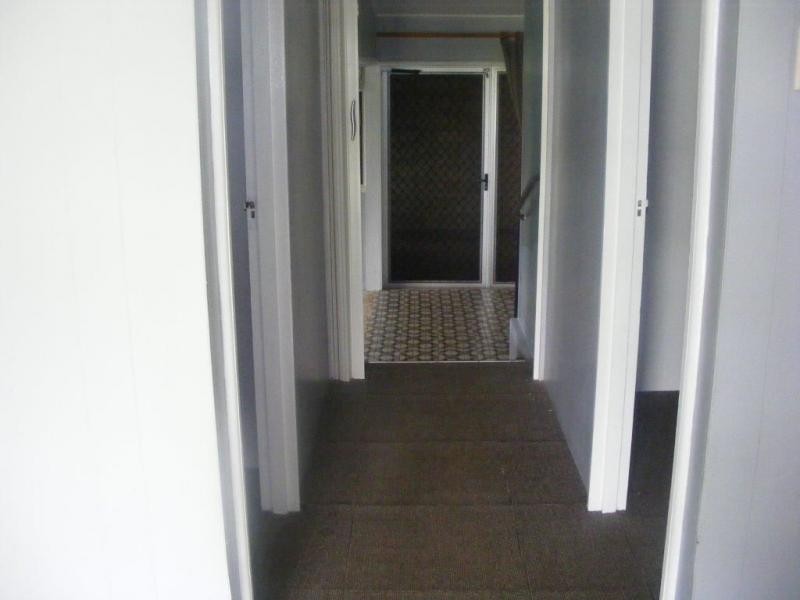 8 Landsdown Street, Cardwell QLD 4849