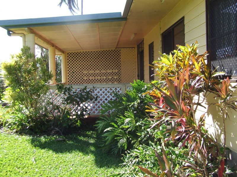 4 Gregory Street, Cardwell QLD 4849