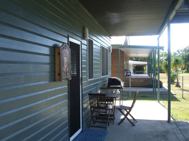 59 Roma Street, Cardwell QLD 4849