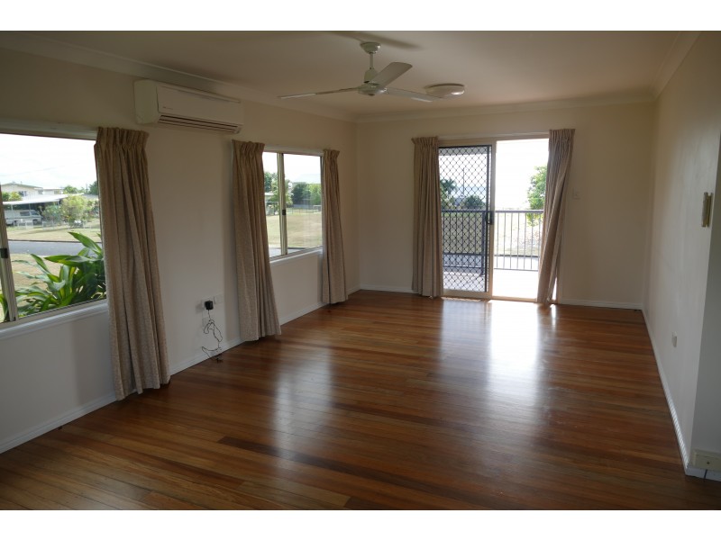 180 Victoria Street, Cardwell QLD 4849