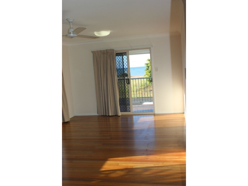 180 Victoria Street, Cardwell QLD 4849