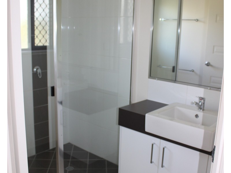 7 Edmondson Close, Cardwell QLD 4849