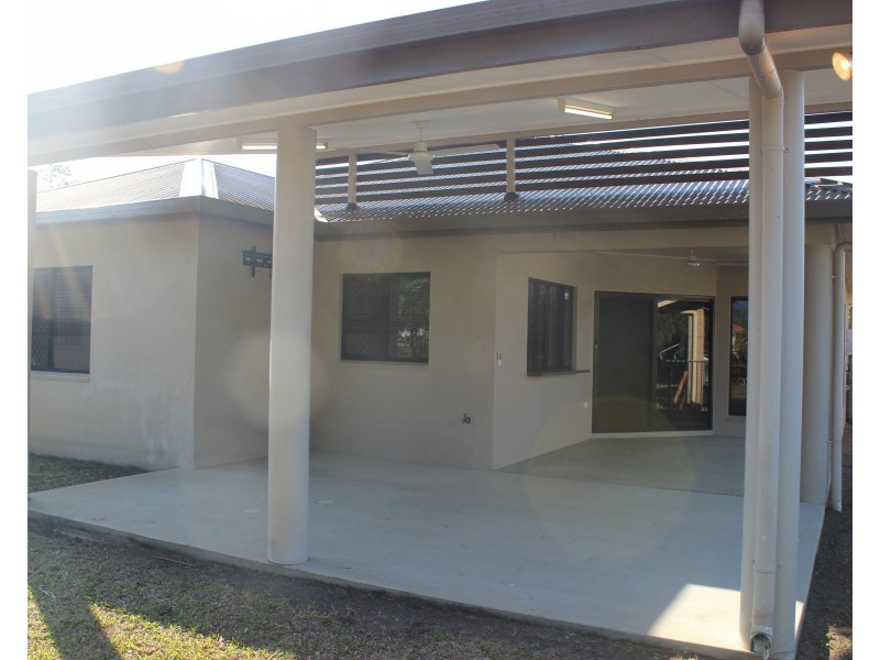 7 Edmondson Close, Cardwell QLD 4849