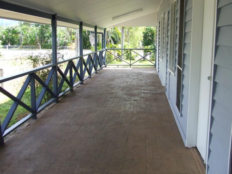 170 Victoria Street, Cardwell QLD 4849