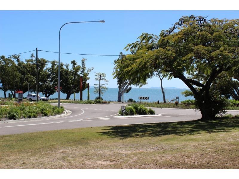 1 Dalrymple Street, Cardwell QLD 4849