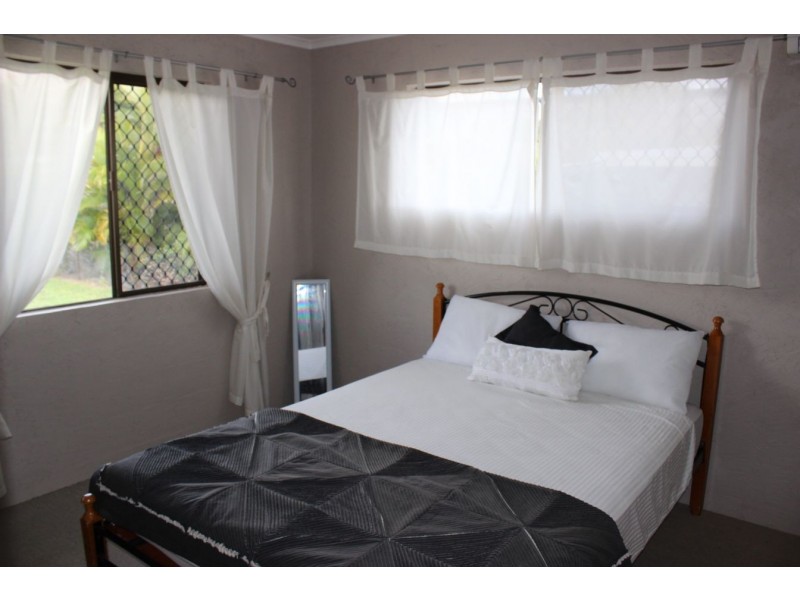 205 Victoria Street, Cardwell QLD 4849