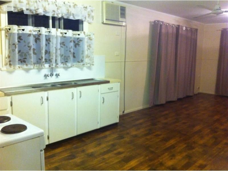 8 Eden Street, Cardwell QLD 4849