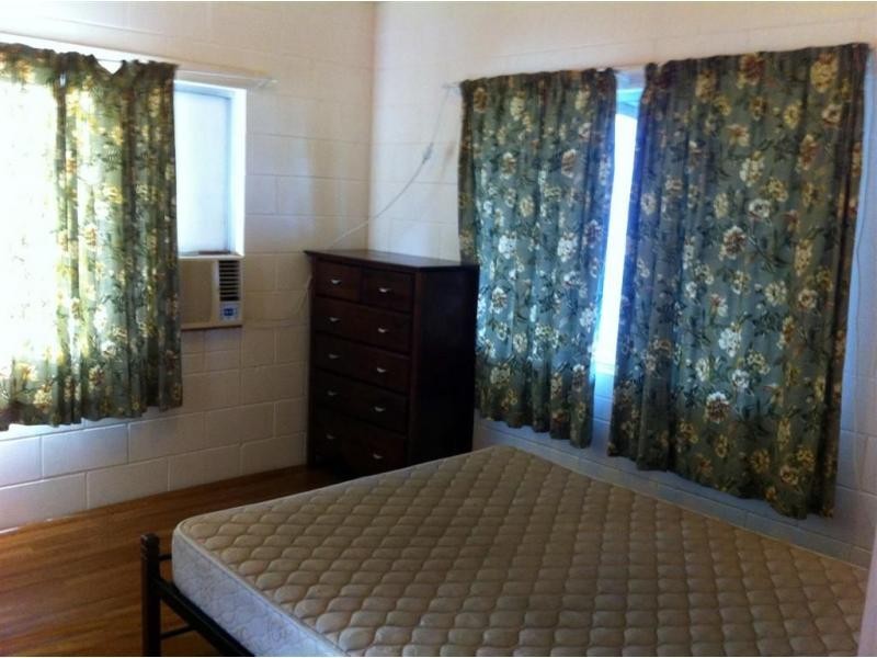 8 Eden Street, Cardwell QLD 4849