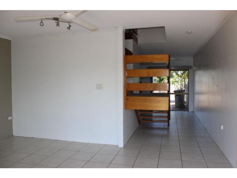 6/160 Victoria Street, Cardwell QLD 4849