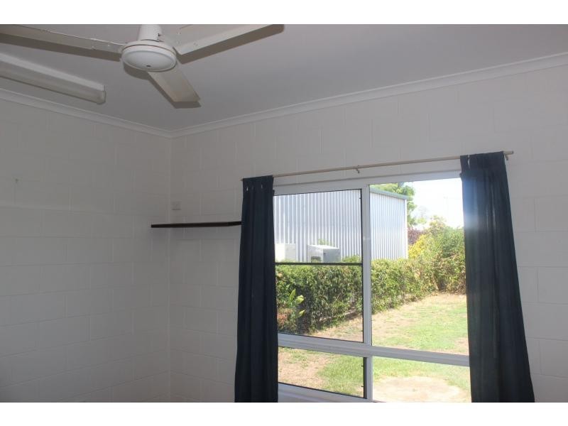10 White Street, Cardwell QLD 4849