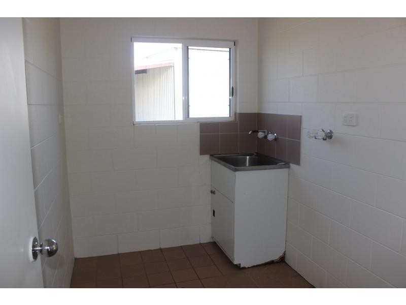 10 White Street, Cardwell QLD 4849