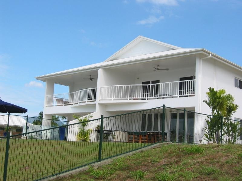 1/39 Royal Palm Avenue, Cardwell QLD 4849