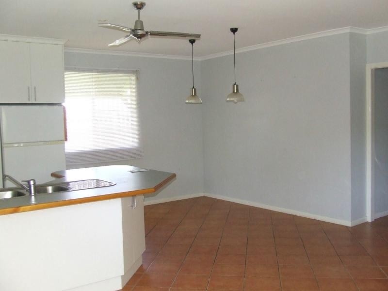 15 Liverpool Street, Cardwell QLD 4849