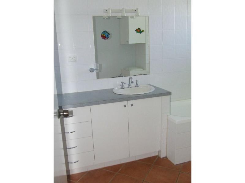 15 Liverpool Street, Cardwell QLD 4849