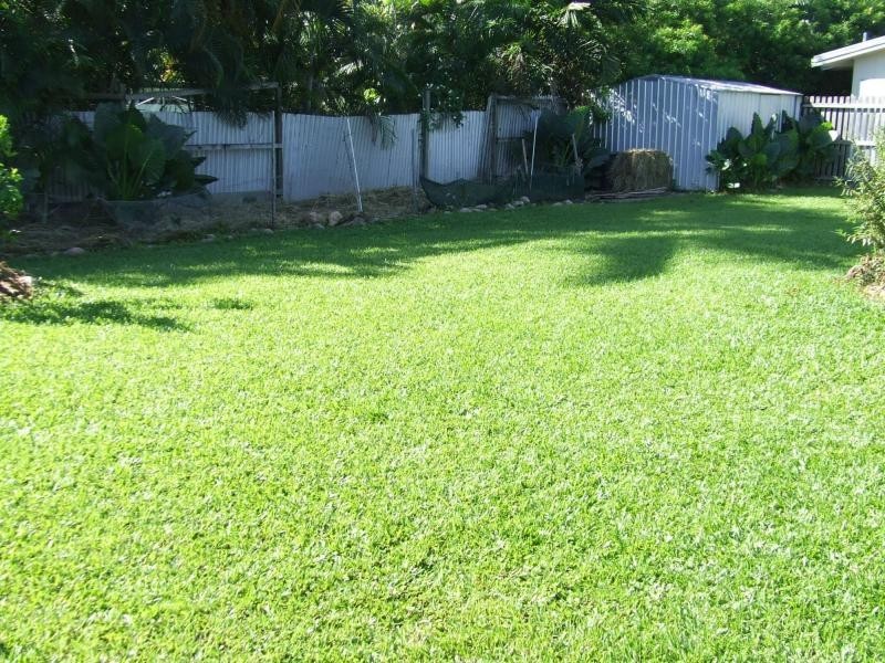 15 Liverpool Street, Cardwell QLD 4849