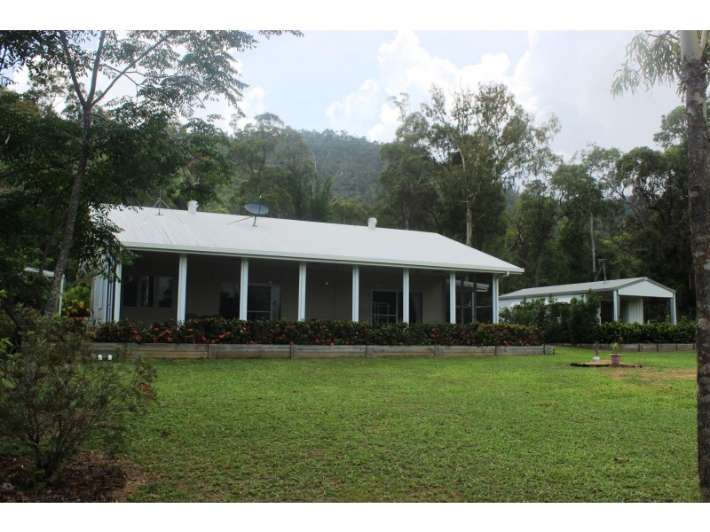 16 Gravel Pit Road, Cardwell QLD 4849