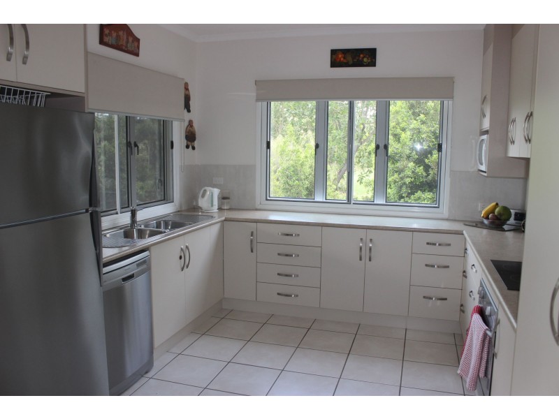 16 Gravel Pit Road, Cardwell QLD 4849