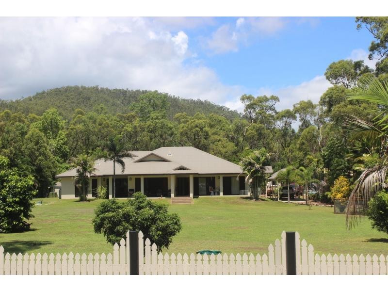 L6 Pleasant Drive, Cardwell QLD 4849
