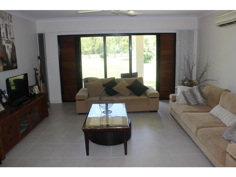 L6 Pleasant Drive, Cardwell QLD 4849