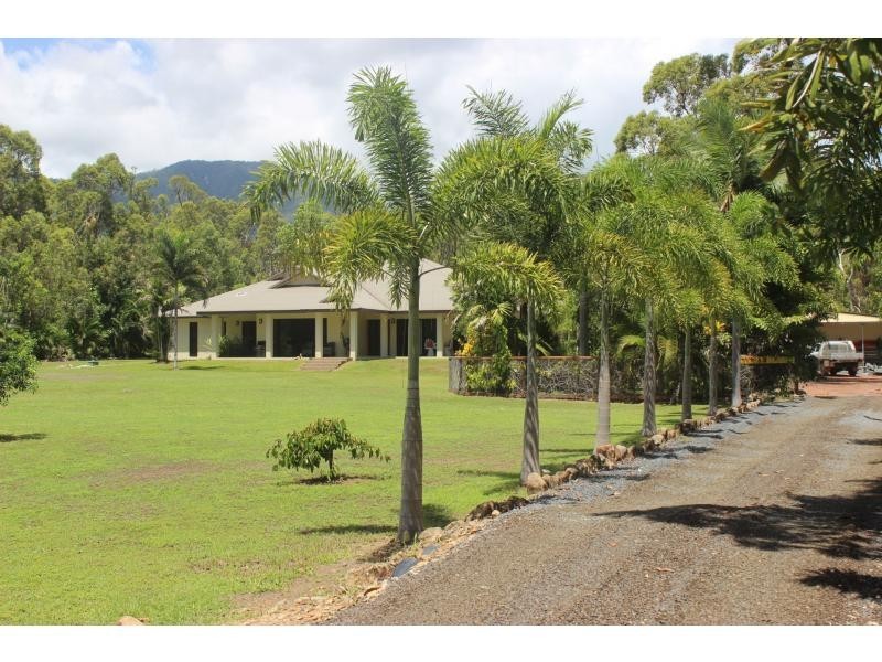 L6 Pleasant Drive, Cardwell QLD 4849