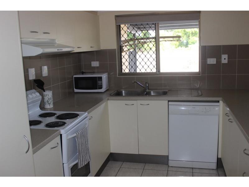 4/160 Victoria Street, Cardwell QLD 4849