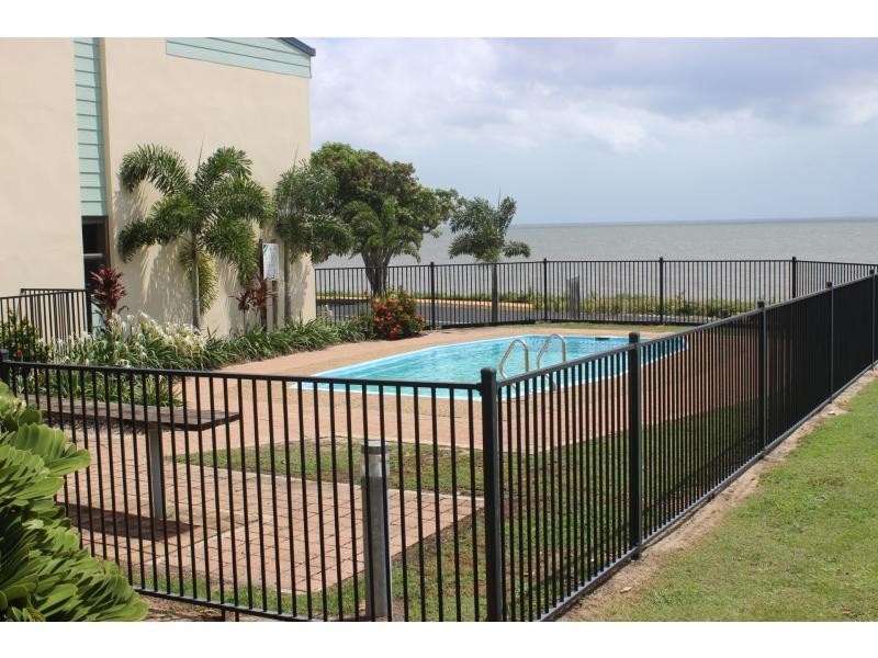 4/160 Victoria Street, Cardwell QLD 4849