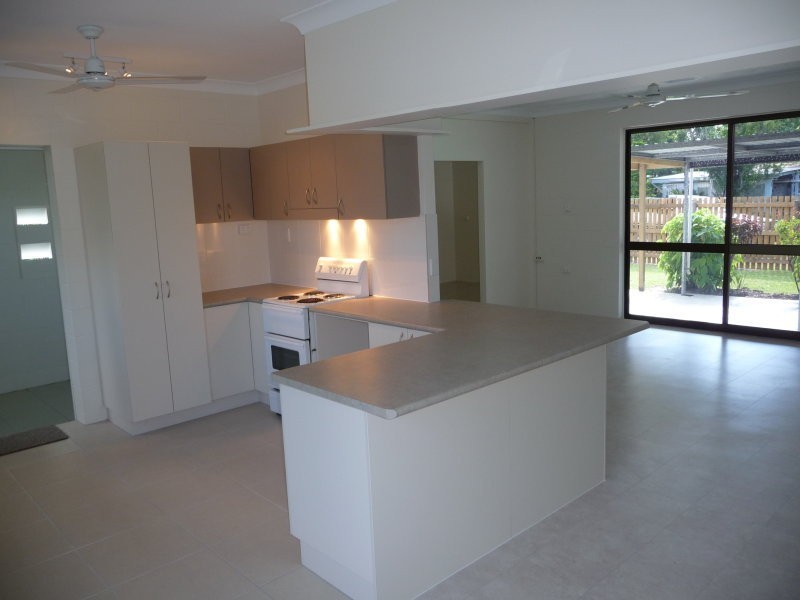 77 Roma Street, Cardwell QLD 4849