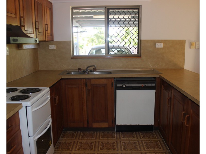 8/160 Victoria Street, Cardwell QLD 4849