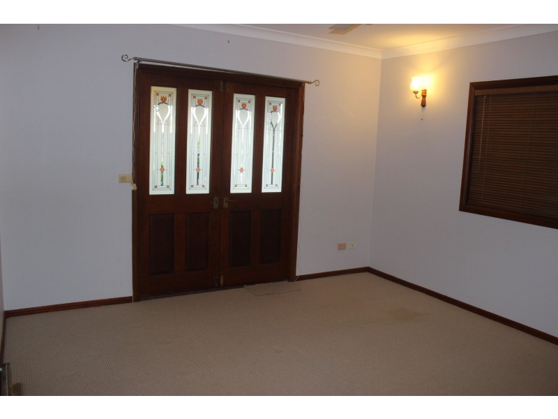 4 Albert Street, Cardwell QLD 4849