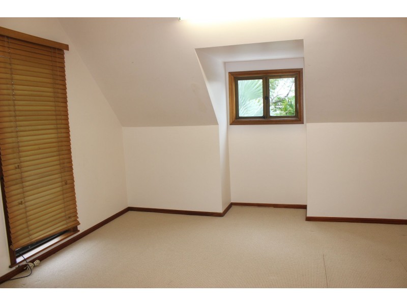 4 Albert Street, Cardwell QLD 4849