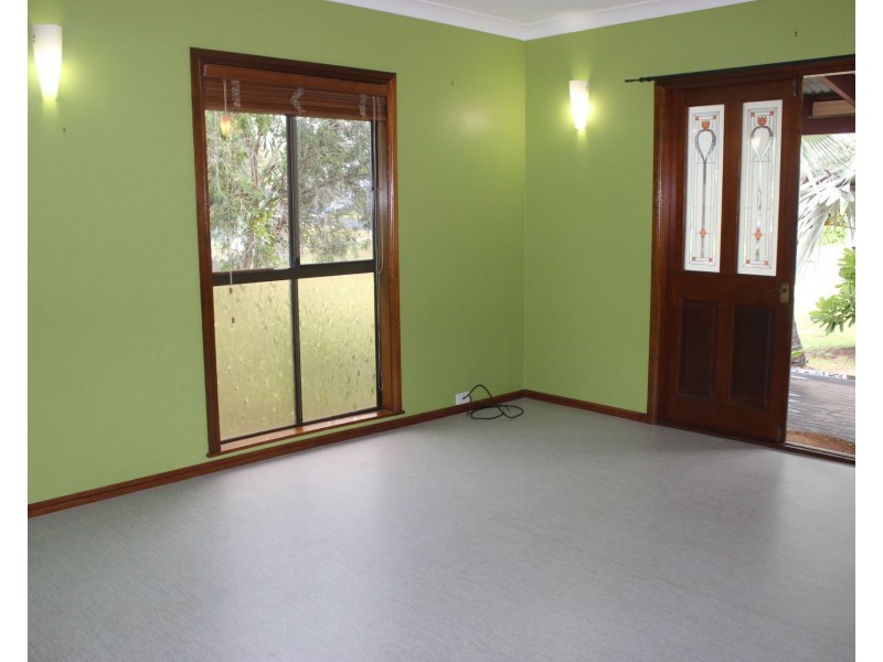 4 Albert Street, Cardwell QLD 4849