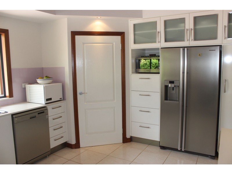 21 Curtis Road, Cardwell QLD 4849