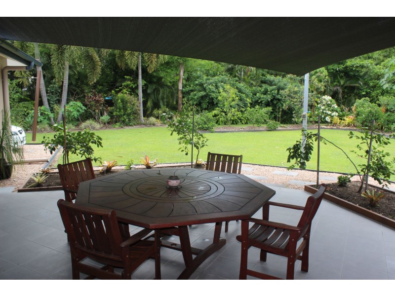 21 Curtis Road, Cardwell QLD 4849