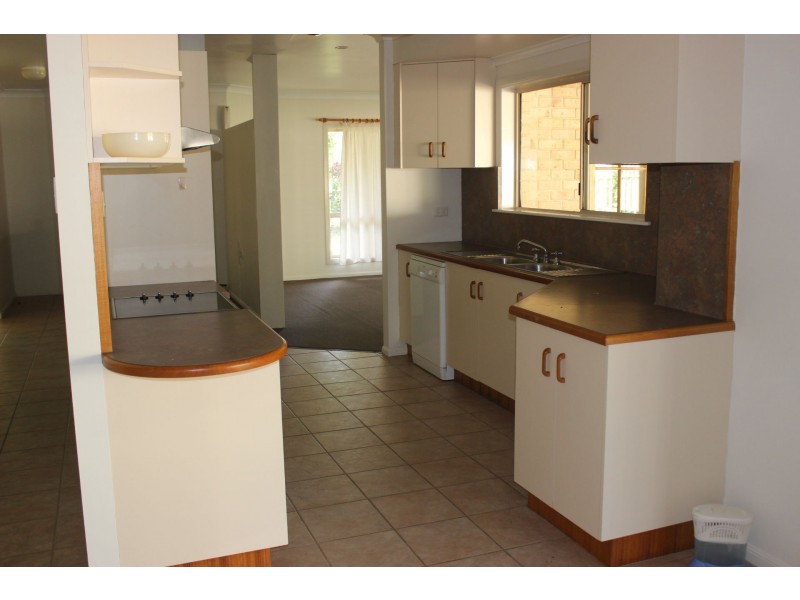 703 Ellerbeck Road, Cardwell QLD 4849