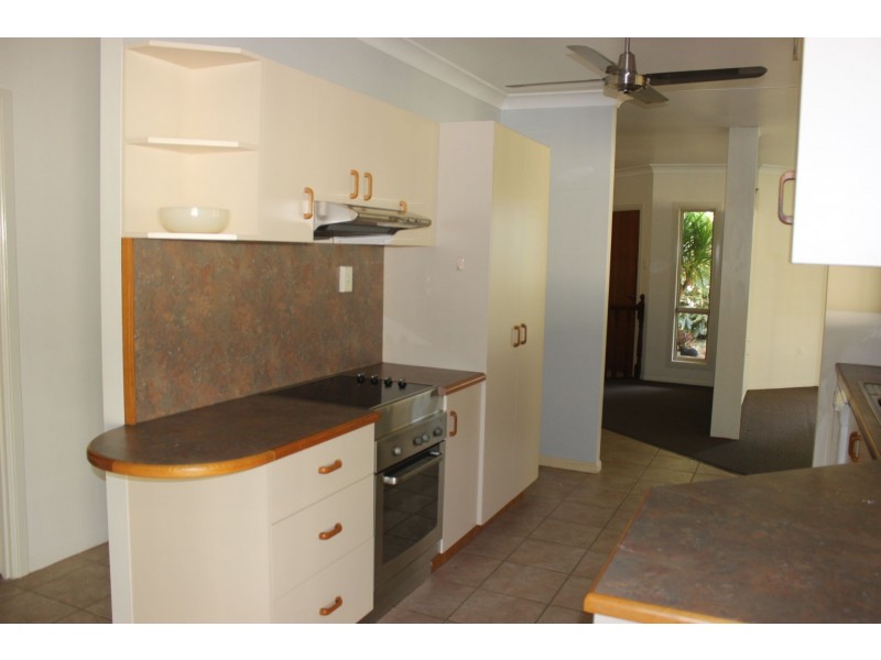 703 Ellerbeck Road, Cardwell QLD 4849