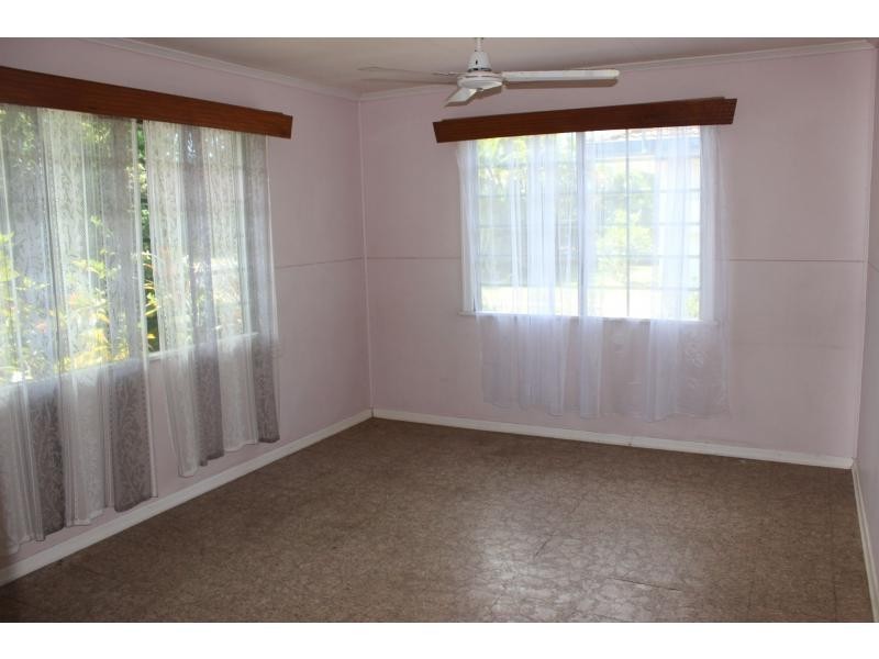 15 Landsdown Street, Cardwell QLD 4849