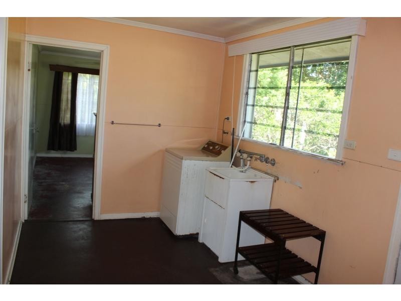 15 Landsdown Street, Cardwell QLD 4849